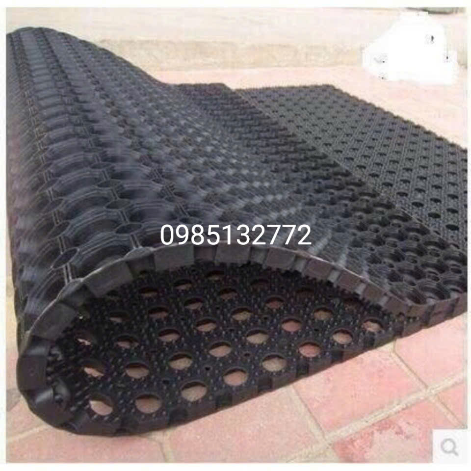 Thảm Cao Su Chống Trơn Trượt Cho Heo Đực Thảm Cao Su Chống Trơn Trượt Cho Heo Đực